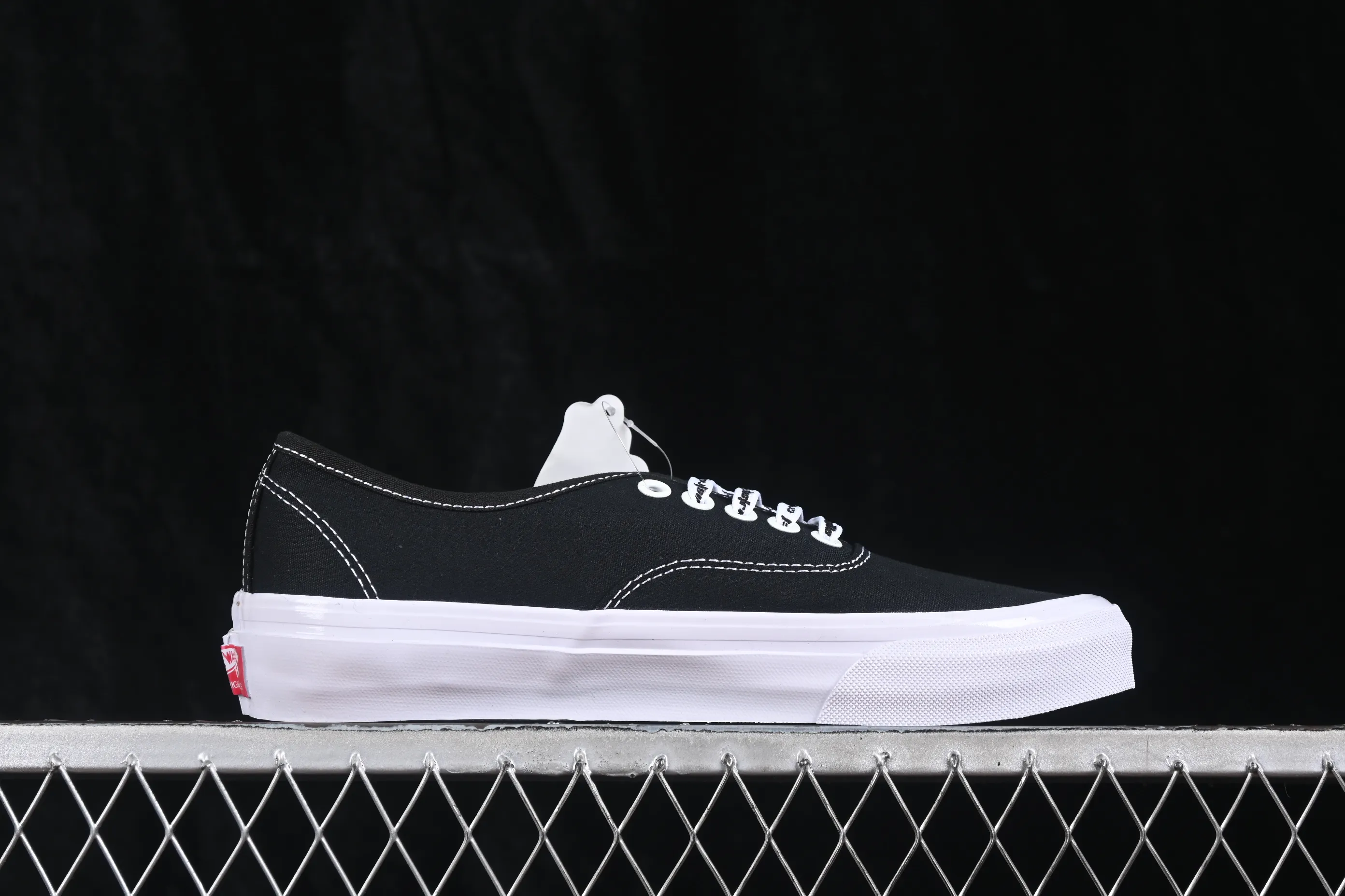 All categories Vans Vans series Vans Low Vans Authentic 44 Vans low-top casual skateboard shoes VN0A4BV91WX